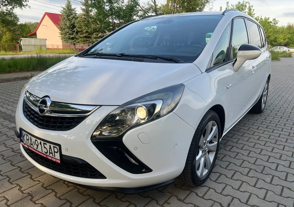 Opel Zafira cena 43900 przebieg: 105000, rok produkcji 2012 z Świecie małe 742